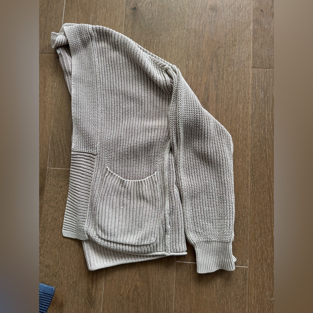AMERICAN EAGLE Taupe Slouchy Cardigan